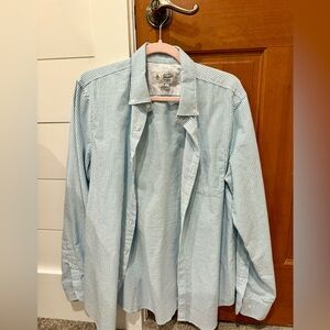 MENS PENGUIN ORIGINAL BLUE AND WHITE STRIPED BUTTON UP GOOD CONDITION